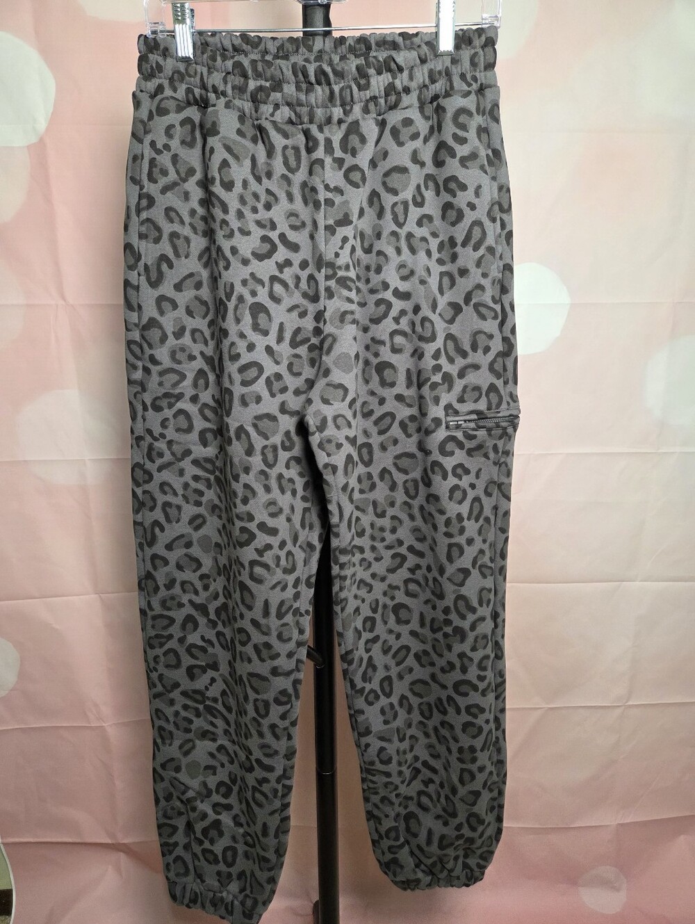 NWT Comfrt Panther Airplaine Mode Sweatpants Medium